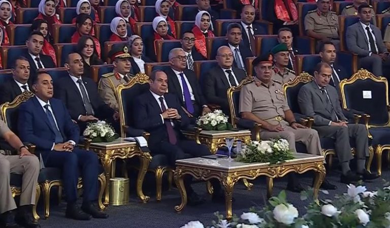 السيسي: موارد مصر لا تسمح بمواجهة تحديات ممتدة