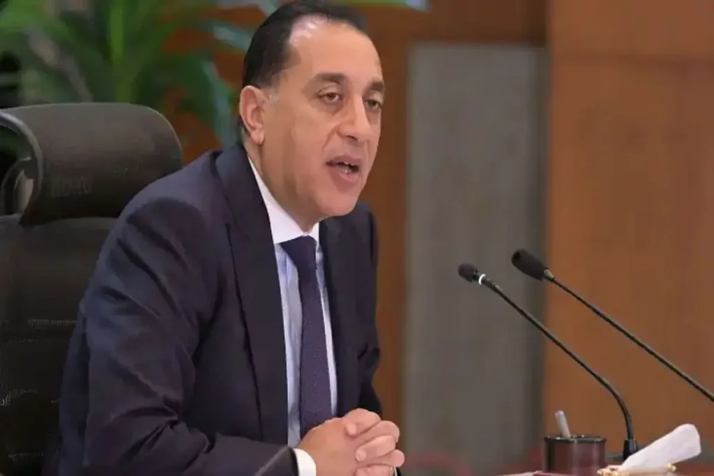 مدبولي يتابع منظومة الشكاوى الحكومية: التعامل مع 224 ألف شكوى وطلب واستفسار خلال أغسطس