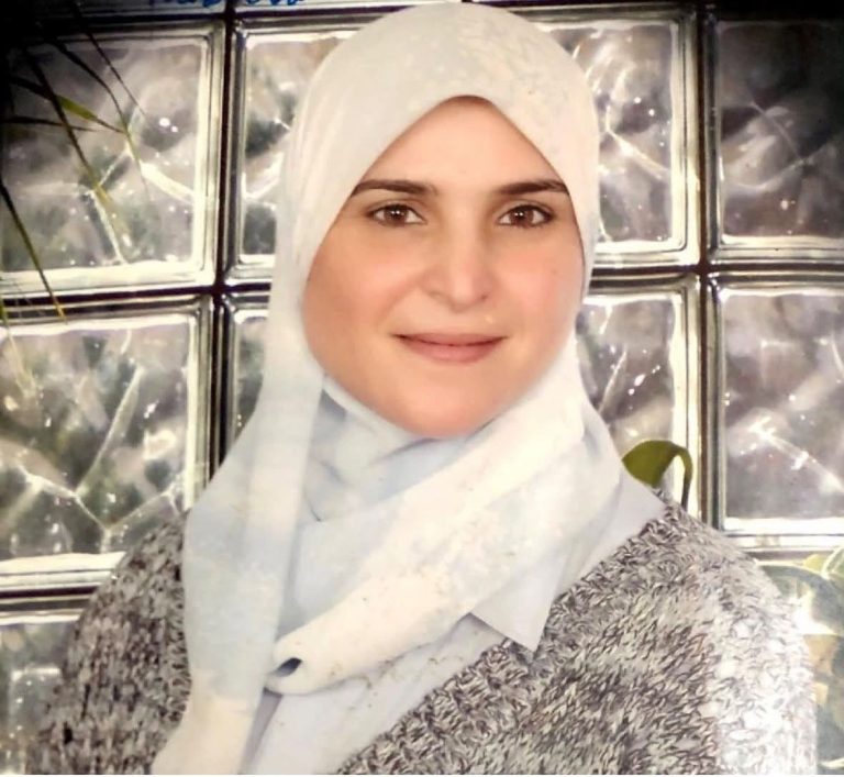 محمد محسوب يطالب بالإفراج عن حسيبة محسوب وآلاف المعتقلين في مصر