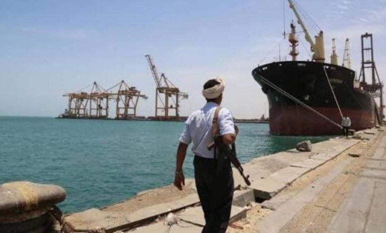 الحوثيون يتعهدون بعدم مهاجمة السفن الإسرائيلية والأمريكية