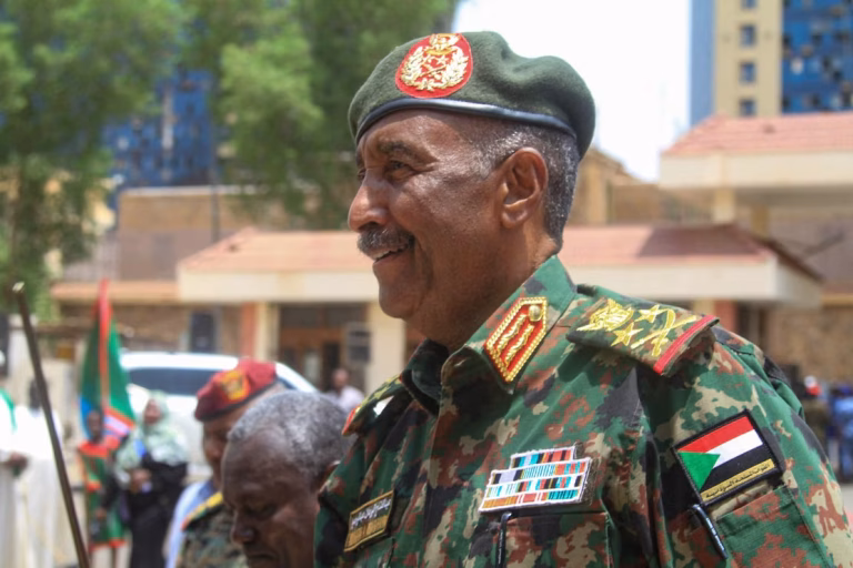 لوموند : تقارير تكشف أدلة جديدة على استخدام الجيش السوداني أسلحة كيميائية خلال الحرب