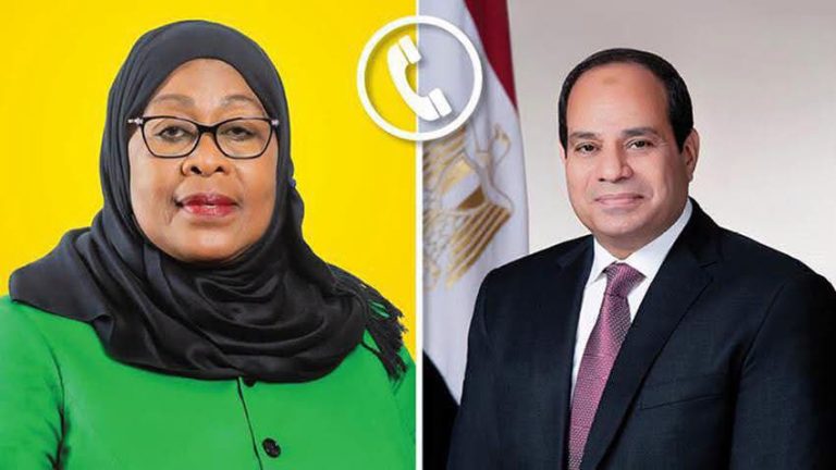 السيسي يعزي رئيسة تنزانيا في وفاة زوجها ويدعوها لقمة أكتوبر بالقاهرة