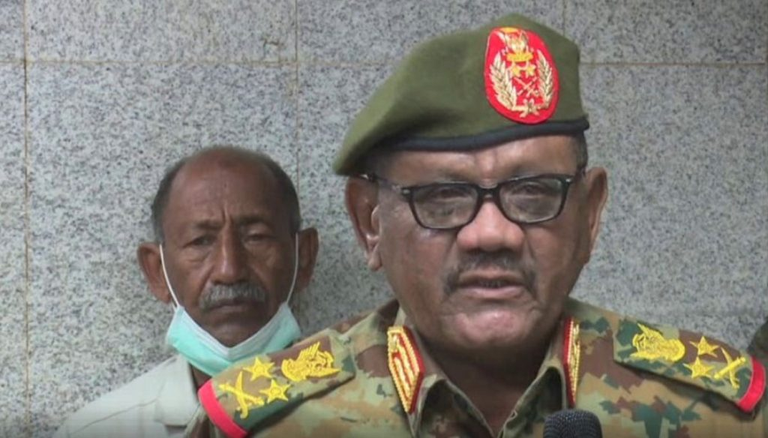 من ساحات المعارك إلى البعثات الدبلوماسية: قادة الجيش السوداني يرتدون زي السفراء
