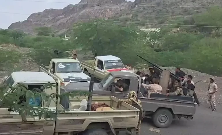 تصعيد عسكري مفاجئ: الجيش اليمني يتقدم وتداعيات خطيرة تطال السعودية