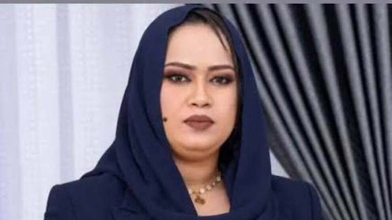بعد 3 أيام من الاحتجاز.. الإفراج عن الإعلامية السودانية عائشة الماجدي