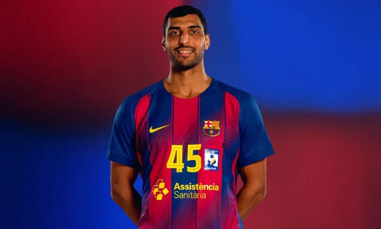 أزمة المواعيد: سيف الدرع يتمسك بحق الصلاة ويطلب تعديل مباراة برشلونة