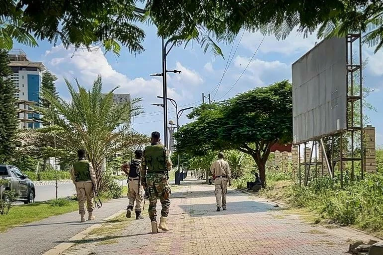 إثيوبيا على صفيح ساخن: تمدد المعارك لثلاثة أقاليم وهجوم غامض يستهدف قاعدة جوية