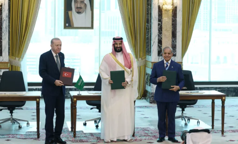باكستان: هجمات الحوثيين على السعودية قد تستدعي تفعيل اتفاقية مكة