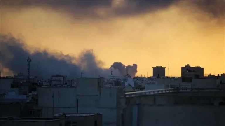 انفجارات قرب جزيرة خارك الإيرانية وأنباء عن استهداف ناقلة نفط