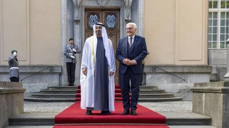 محمد بن زايد وشتاينماير يبحثان تعزيز الشراكة وجهود السلام في الشرق الأوسط