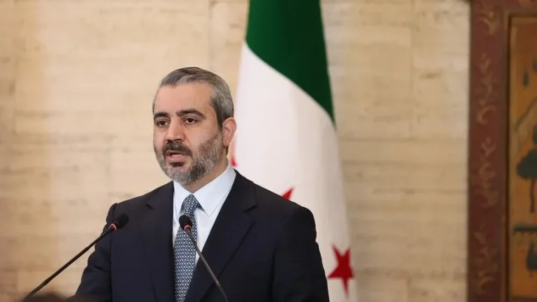 الشيباني يطالب باستكمال خطوات رفع العقوبات لضمان انعكاسها على الاقتصاد السوري