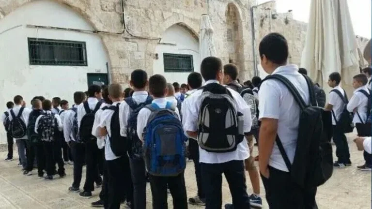 إضراب المدارس الخاصة بالقدس الشرقية بعد منع إسرائيل دخول عشرات المعلمين
