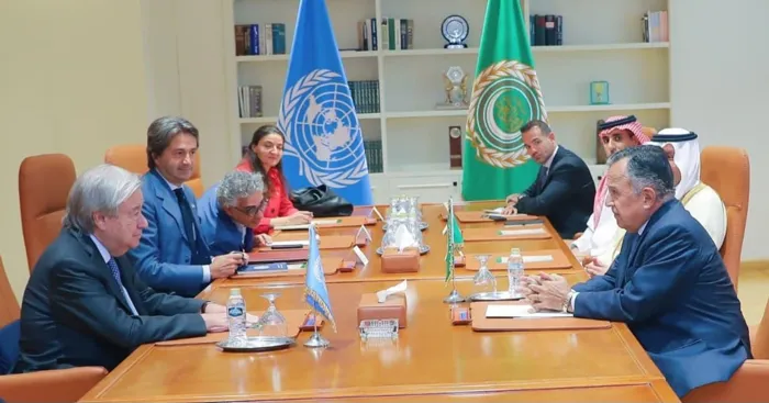 الجامعة العربية والأمم المتحدة تؤكدان ضرورة احترام القانون الدولي