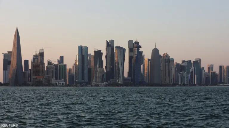مفاوضون إيرانيون يرافقون الوفد القطري إلى الدوحة لاستكمال محادثات اتفاق محتمل مع واشنطن