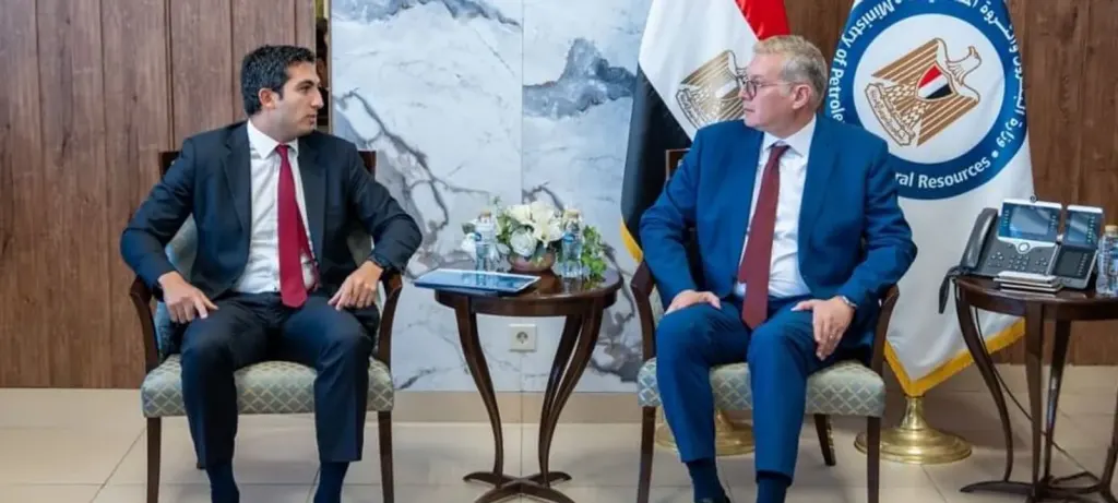 مصر و«فيرتيغلوب» تبحثان إنشاء مجمع متكامل للأسمدة الفوسفاتية في العين السخنة