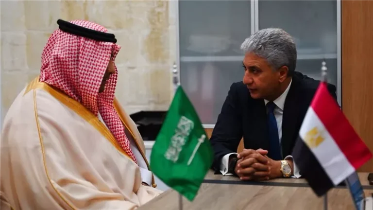 وزير السياحة يبحث مع السعودية زيادة الرحلات البحرية إلى مصر