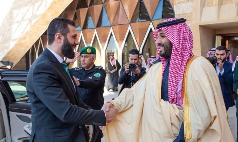 رويترز: بحث تعاون عسكري سوري-سعودي لمواجهة الحوثيين