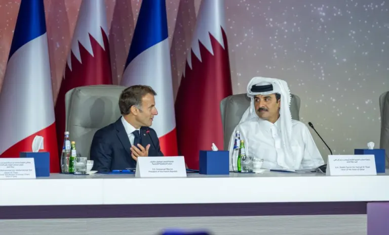 قطر وفرنسا تُدينان الهجمات الإيرانية وتُعلنان إطلاق مرحلة جديدة من الشراكة