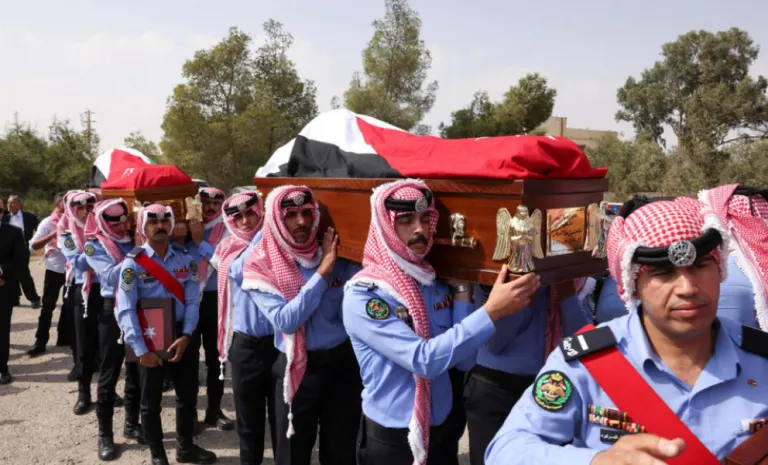 اعتقال منفذي الهجوم على كنيسة الكرك بالأردن بعد اشتباكات مع الأمن