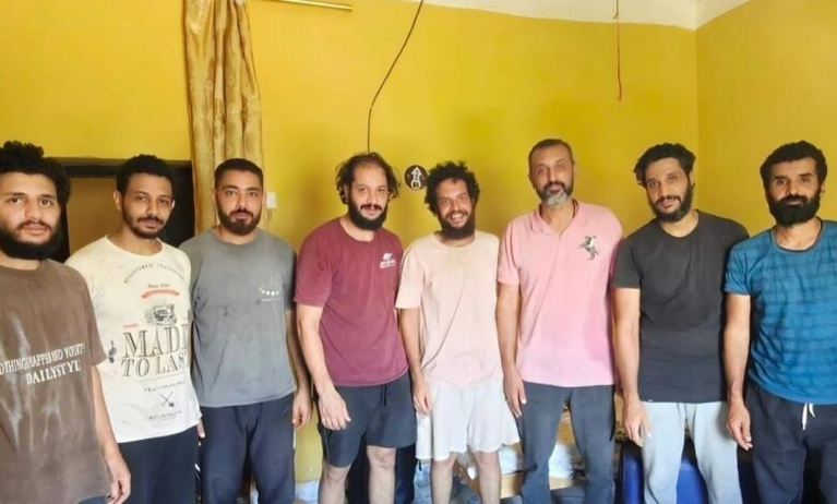 من سواحل الصومال إلى أحضان الوطن: عودة البحارة المصريين بعد 5 أشهر من الرعب