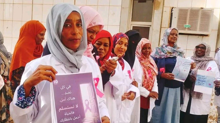 رغم الموت والنزوح.. نساء السودان يحاربن سرطان الثدي بشجاعة
