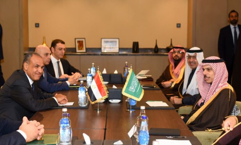 سر تجديد الودائع السعودية بمصر: هل هو ثمن للمشاركة العسكرية؟