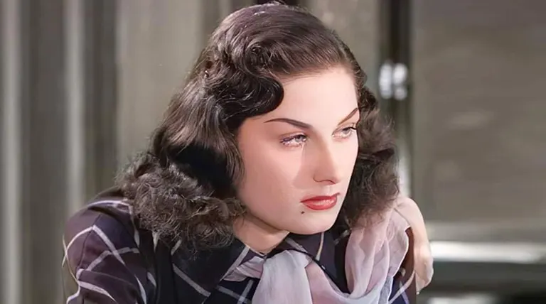 في ذكرى ميلادها.. “ليلى فوزي” فيرجينيا السينما المصرية وزوجة أنور وجدي بعد انفصاله عن ليلى مراد