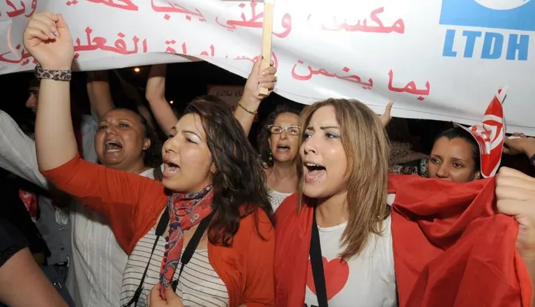 “قانون حماية النساء” في تونس بمواجهة اختبار الدم: هل تفشل التشريعات؟