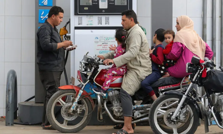 لمواجهة ارتفاع النفط.. مدبولي يكشف عن 3 سيناريوهات مطروحة على الطاولة