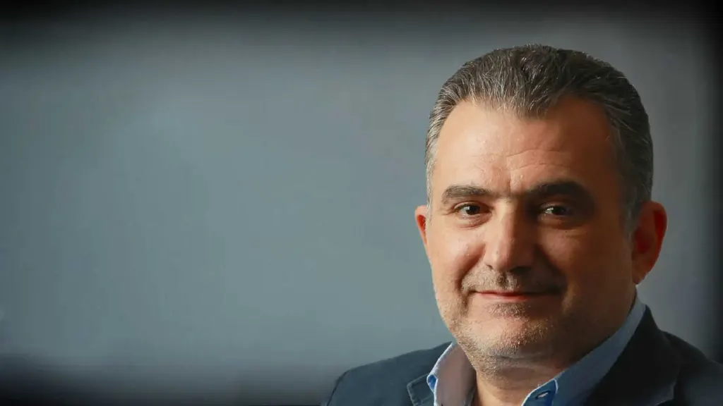سلام الكوكبي يكتب: وهم الاندماج باليمين المتطرف.. لن يمنحكم الجنسية الفرنسية
