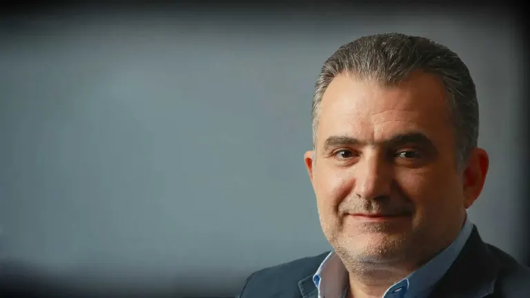 سلام الكوكبي يكتب: وهم الاندماج باليمين المتطرف.. لن يمنحكم الجنسية الفرنسية