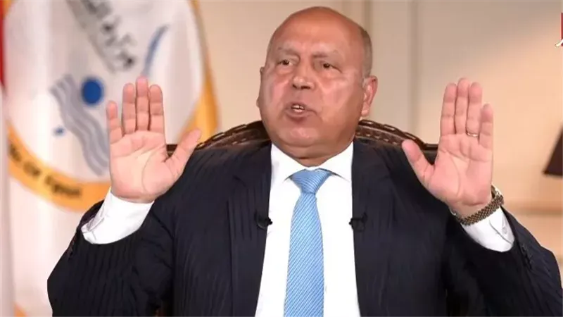 نزع ملكية عقارات وأراضٍ بالقاهرة لاستكمال توسعة الطريق الدائري