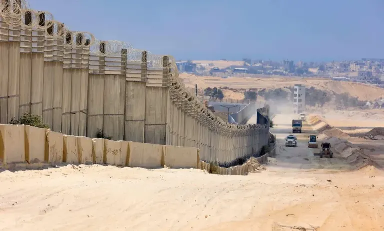 مواطن مصري يعبر الحدود.. واقعة تكشف عمق القضية الفلسطينية لدى المصريين
