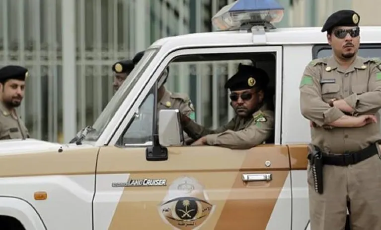 الغربة تخطف شباب الفيوم.. تفاصيل حادث أليم أودى بحياة ثلاثة مصريين بالسعودية