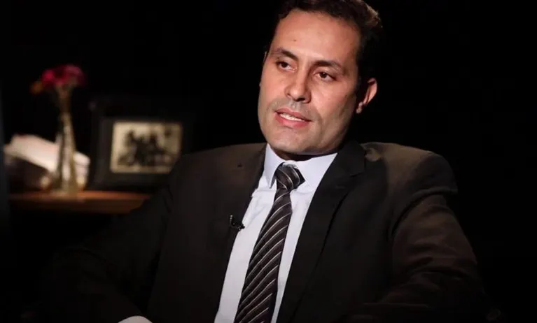 انتخابات 2030: هل تفتح الباب لمنافسة حقيقية بظهور الطنطاوي والعليمي؟