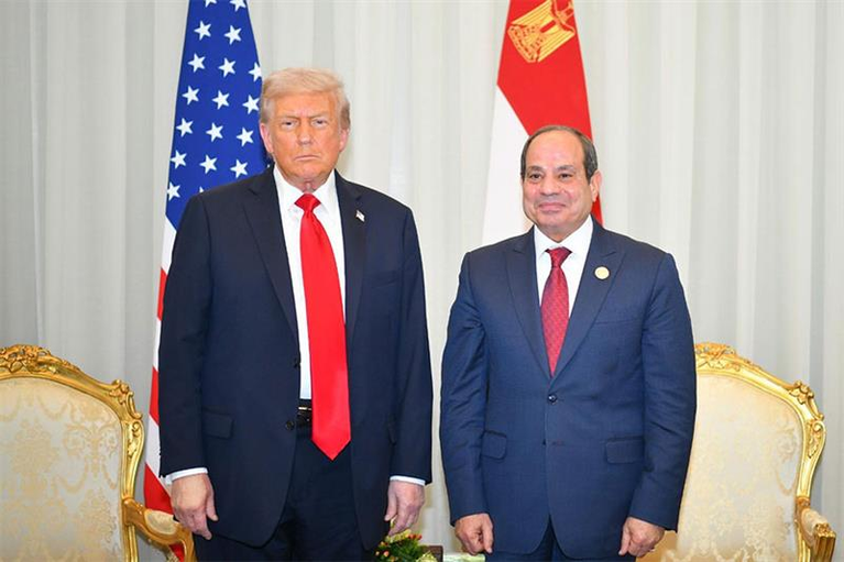 بين صفقة بـ300 مليون واعتقال الصحفيين.. ساندرز يفضح ازدواجية واشنطن مع مصر