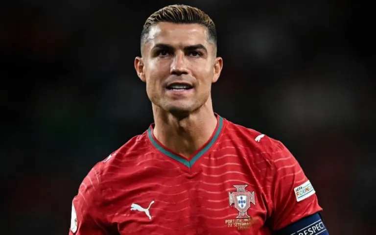 الاتحاد البرتغالي يقرر إيقاف رونالدو لمدة 30 يوما وتغريمه ماليا